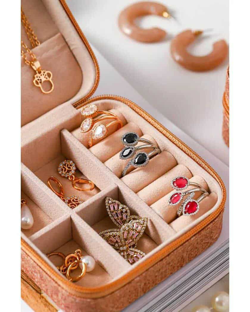 Camel Retro Floral Print Portable Square Jewelry Storage Box