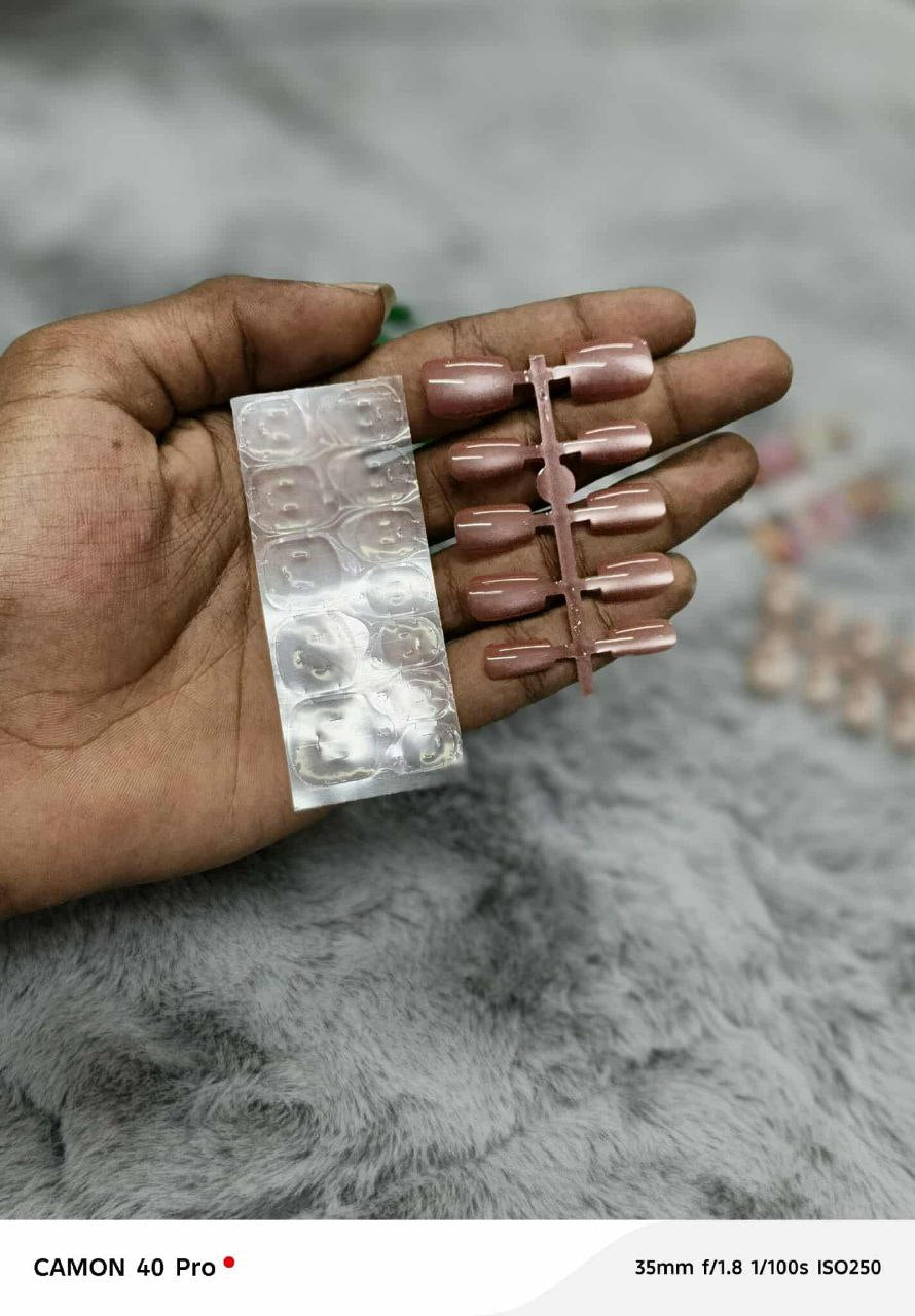 10 Pieces Fake Nails with sticker