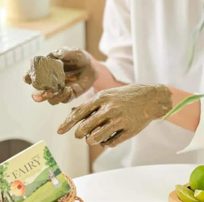FAIRY SCRUB GLUTA SOAP