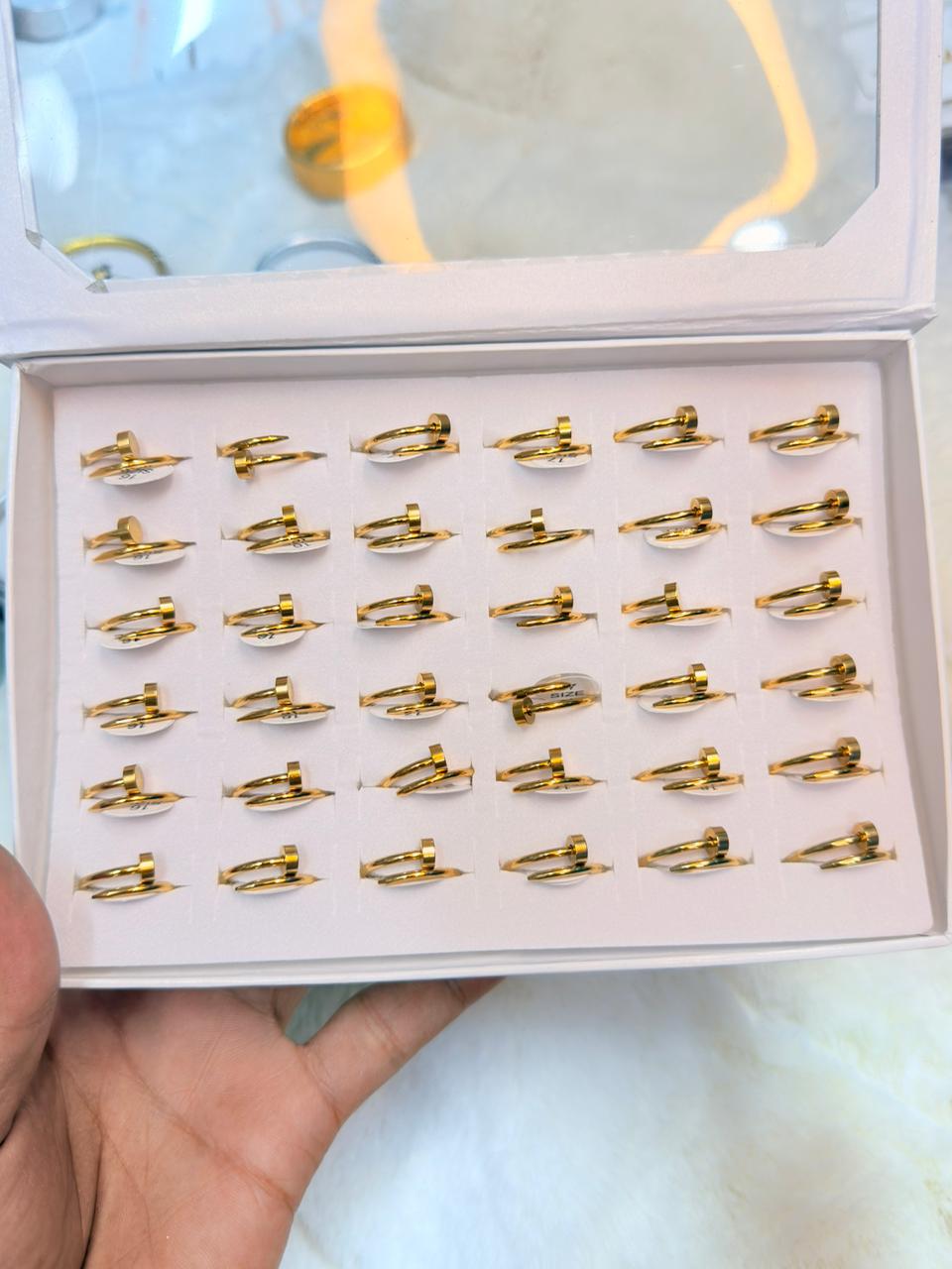 Finger Ring ( Color Guarantee)