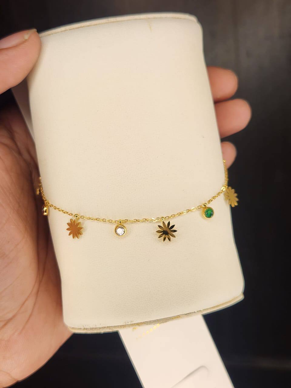 Bracelet ( Color Guarantee)