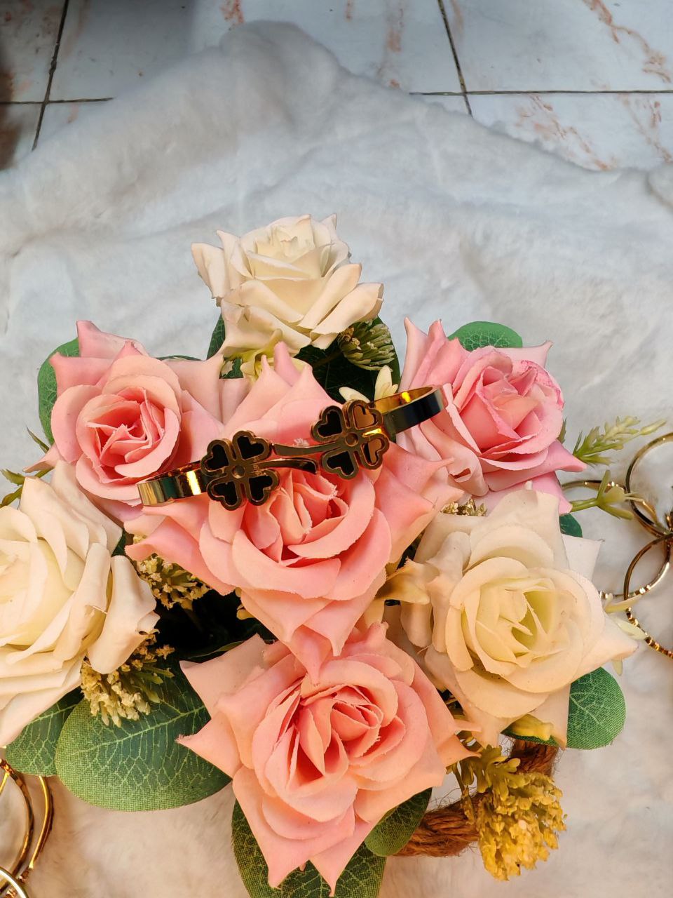 Bracelet( Free Size)