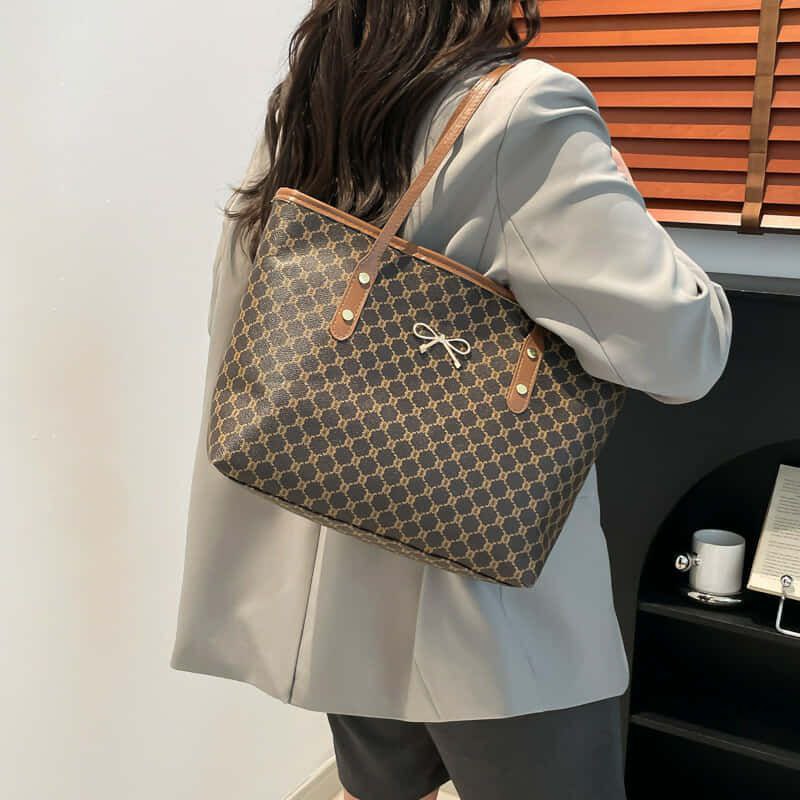 Large Capacity Luxury Tote Handbag