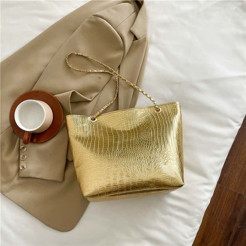 Crocodile Ambushed PU Leather Tote bag