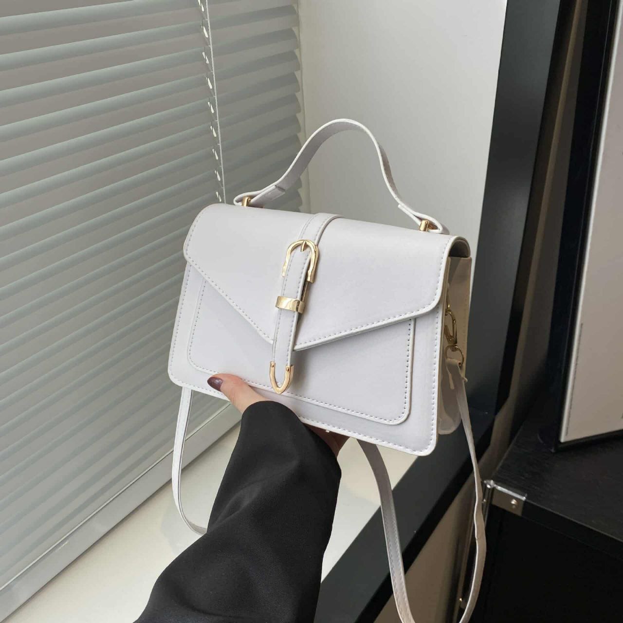 Minimalist Crossbody Bag with Top Handle and Flap