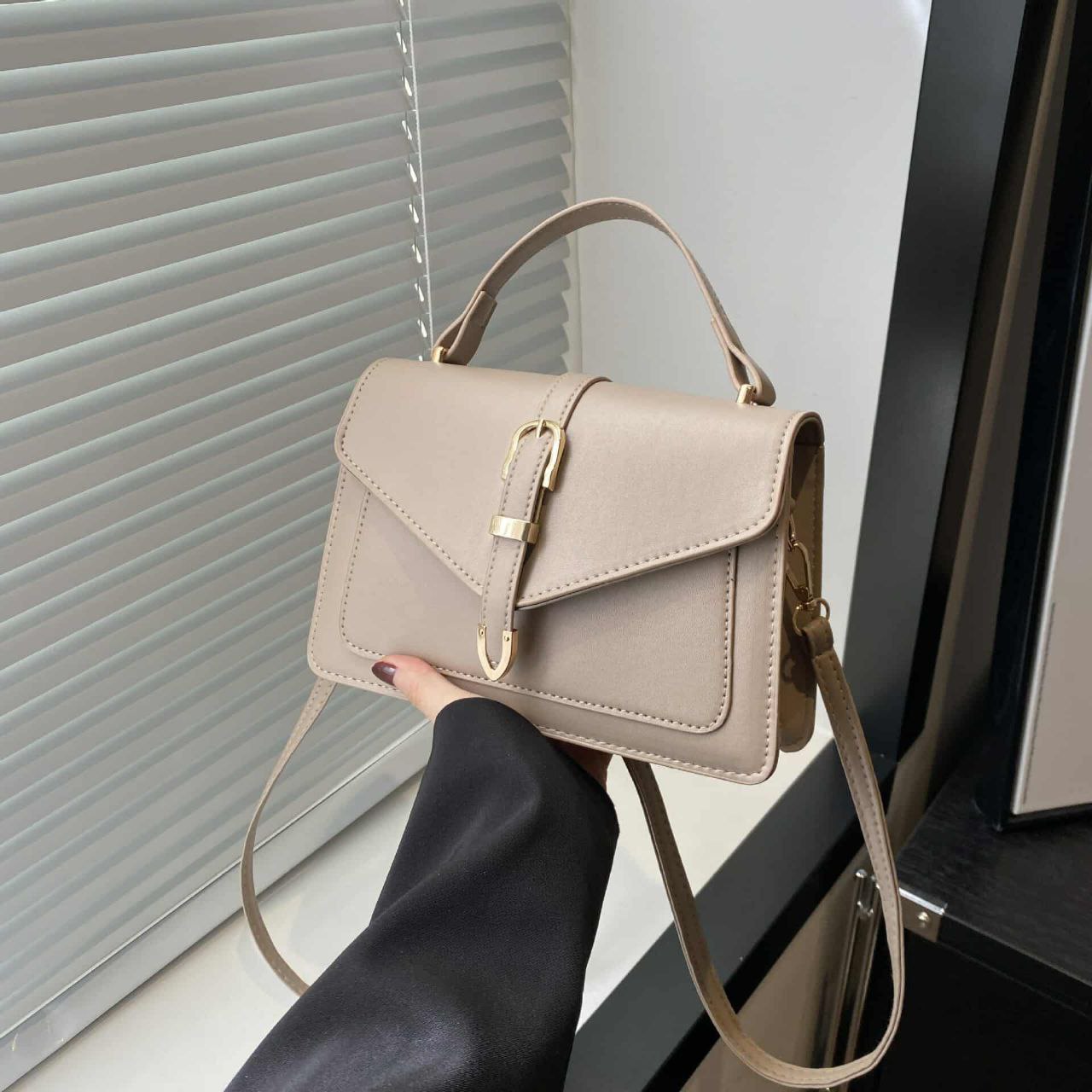Minimalist Crossbody Bag with Top Handle and Flap