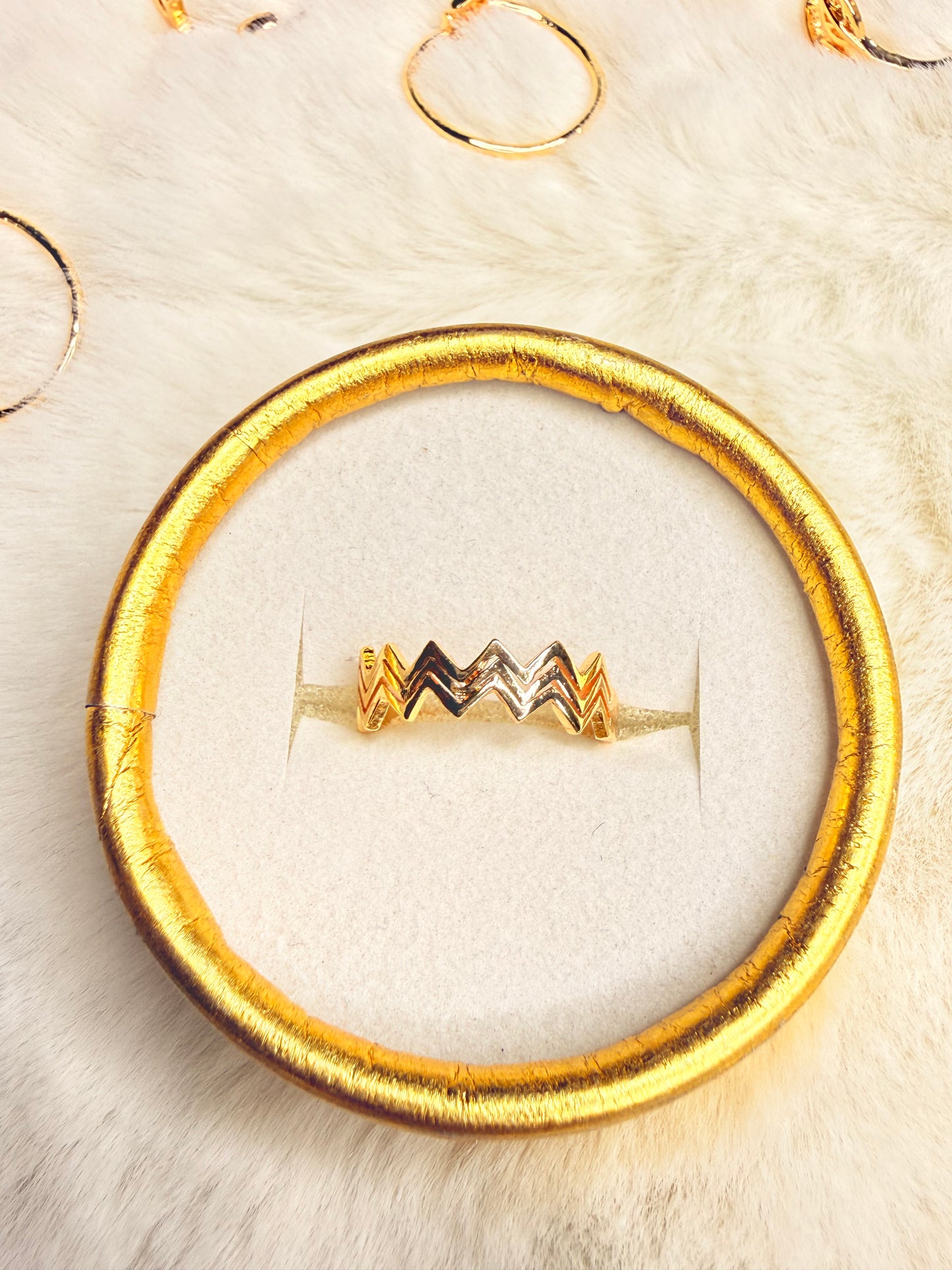 Finger Ring For Women ( Color Guarantee)