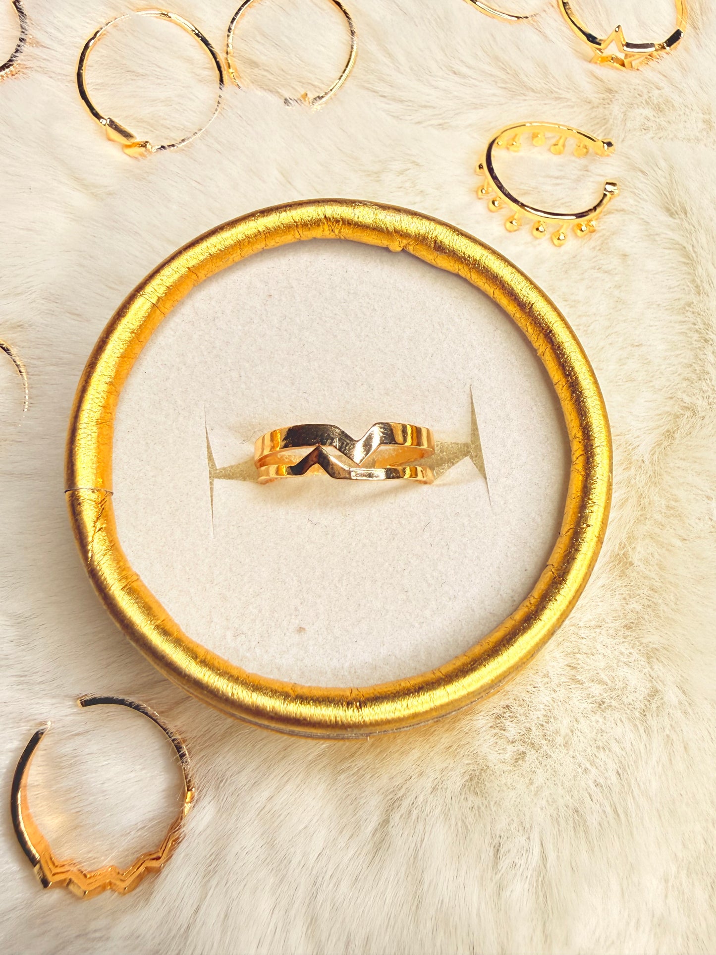 Finger Ring For Women ( Color Guarantee)