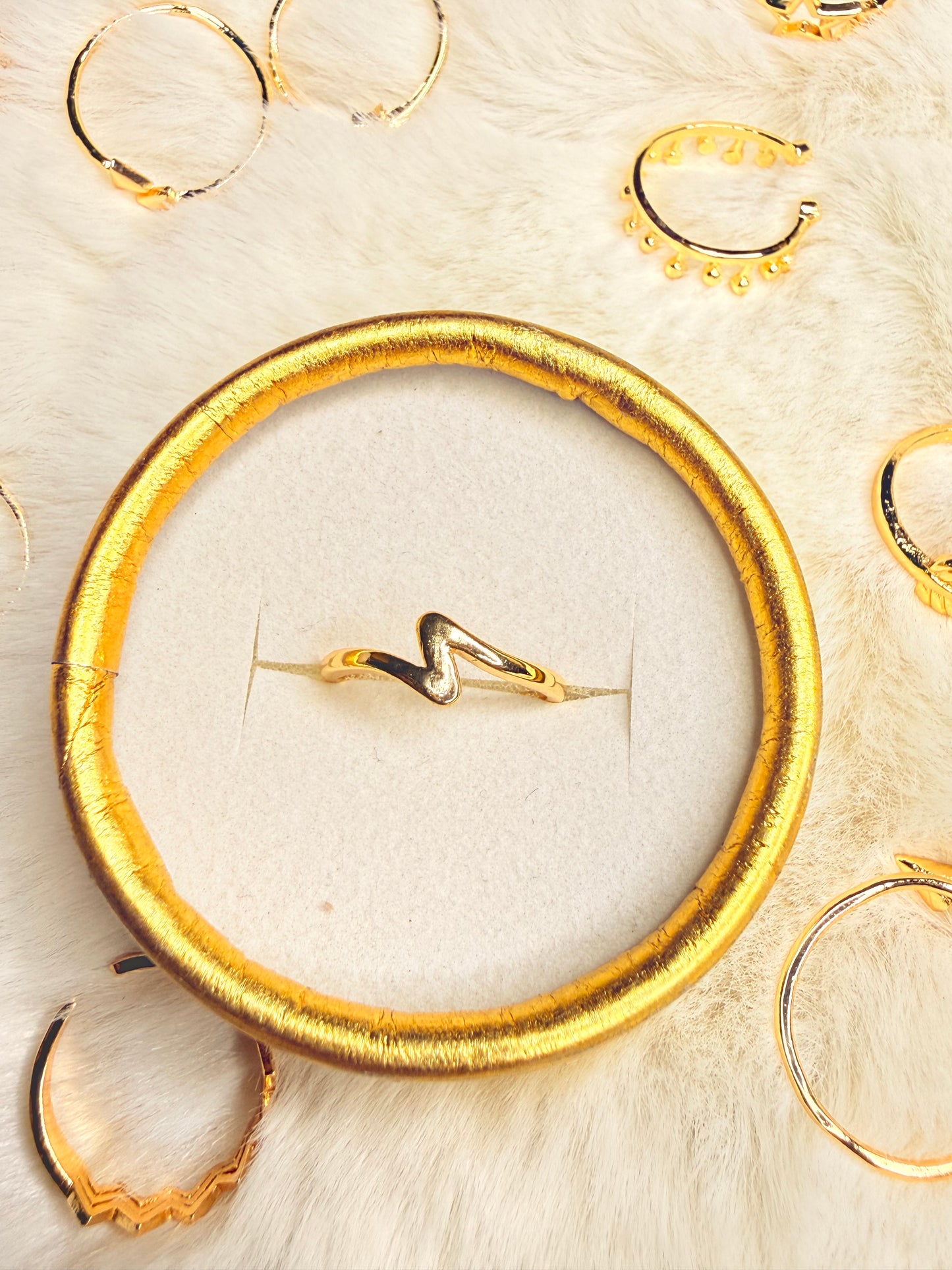 Finger Ring For Women ( Color Guarantee)