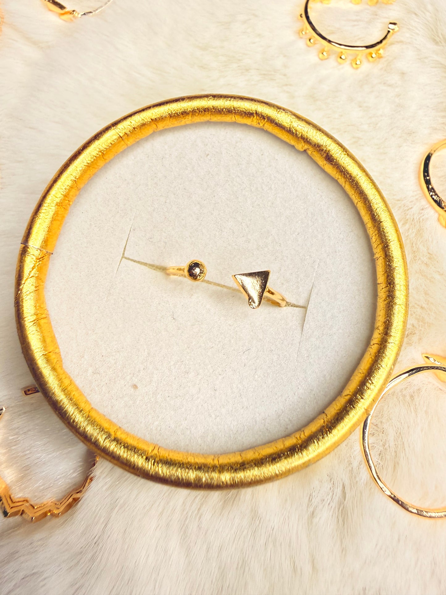 Finger Ring For Women ( Color Guarantee)