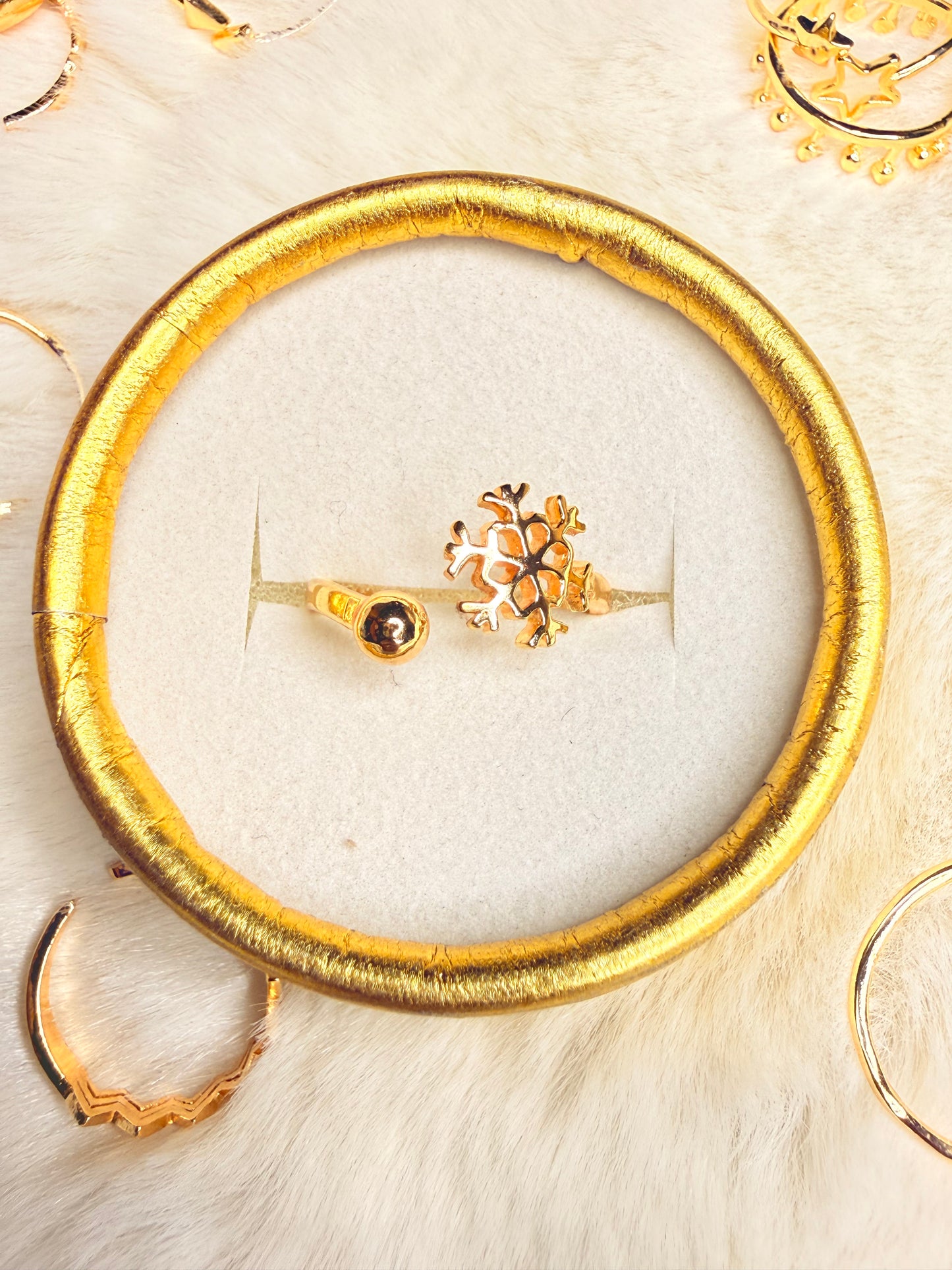 Finger Ring For Women ( Color Guarantee)