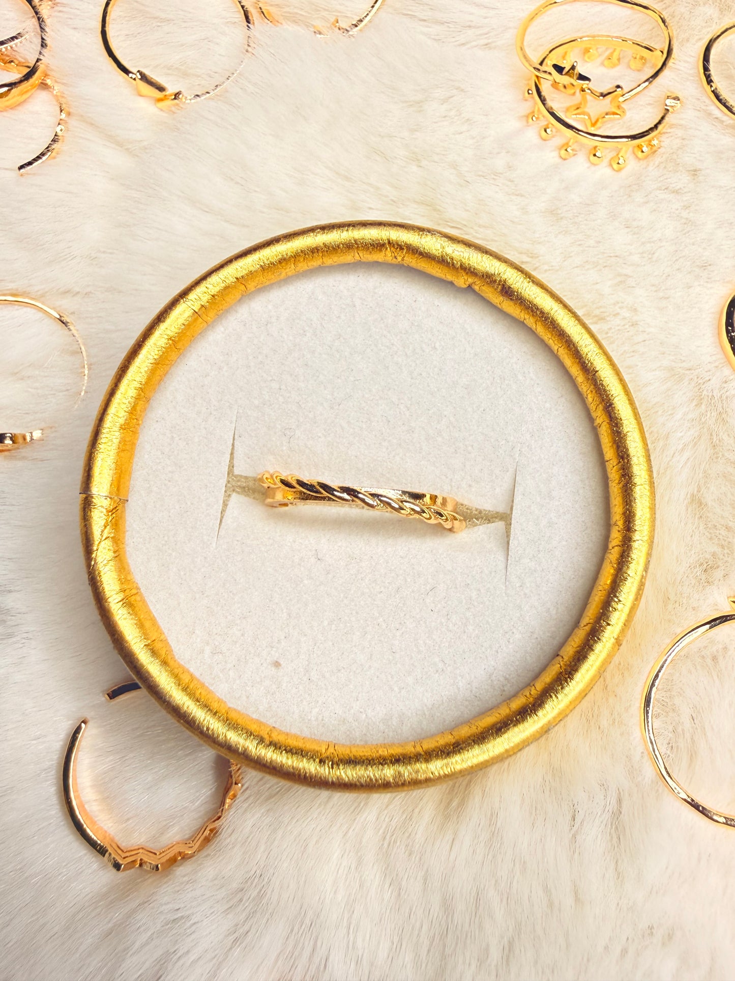 Finger Ring For Women ( Color Guarantee)