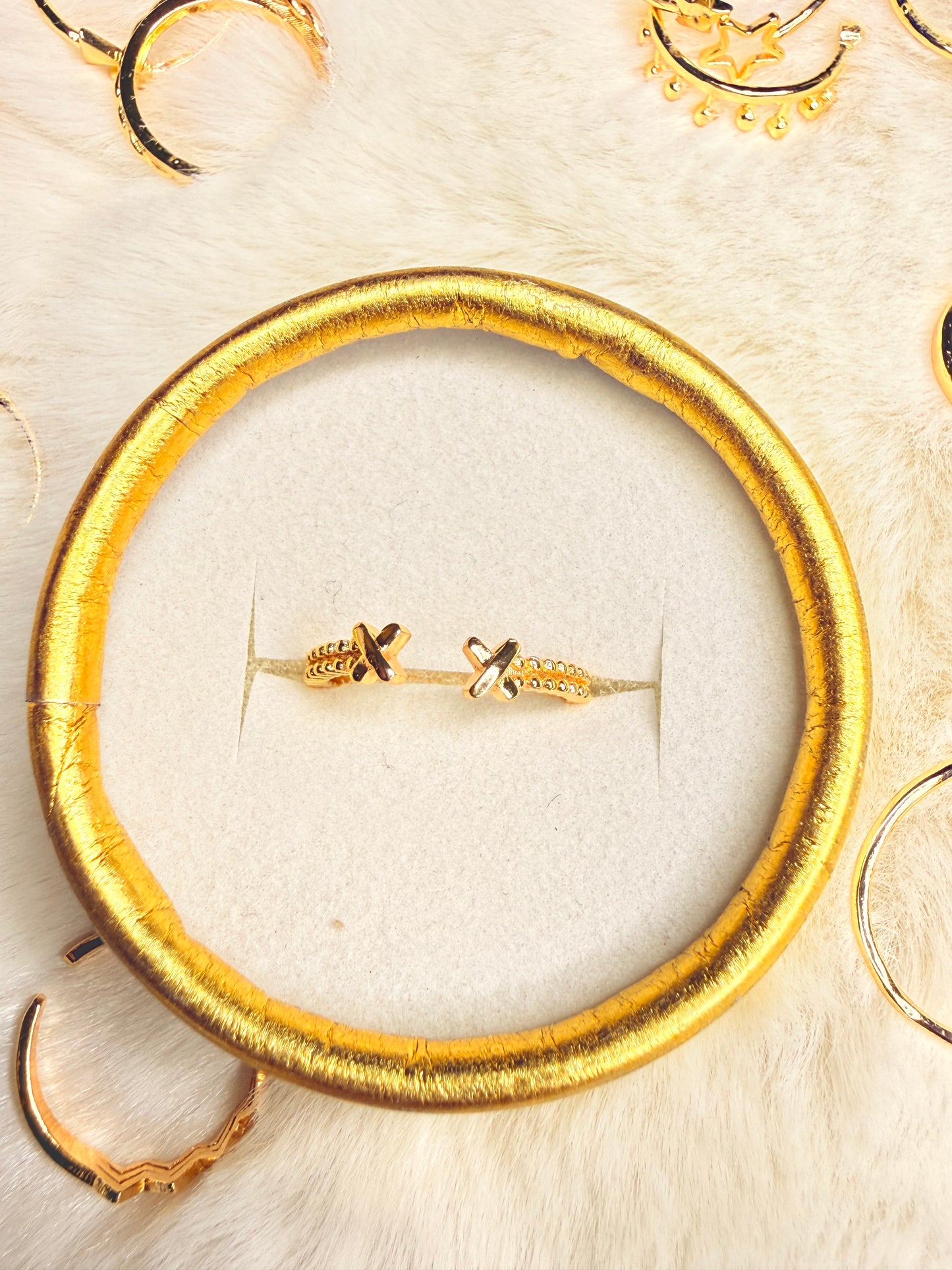 Finger Ring For Women ( Color Guarantee)