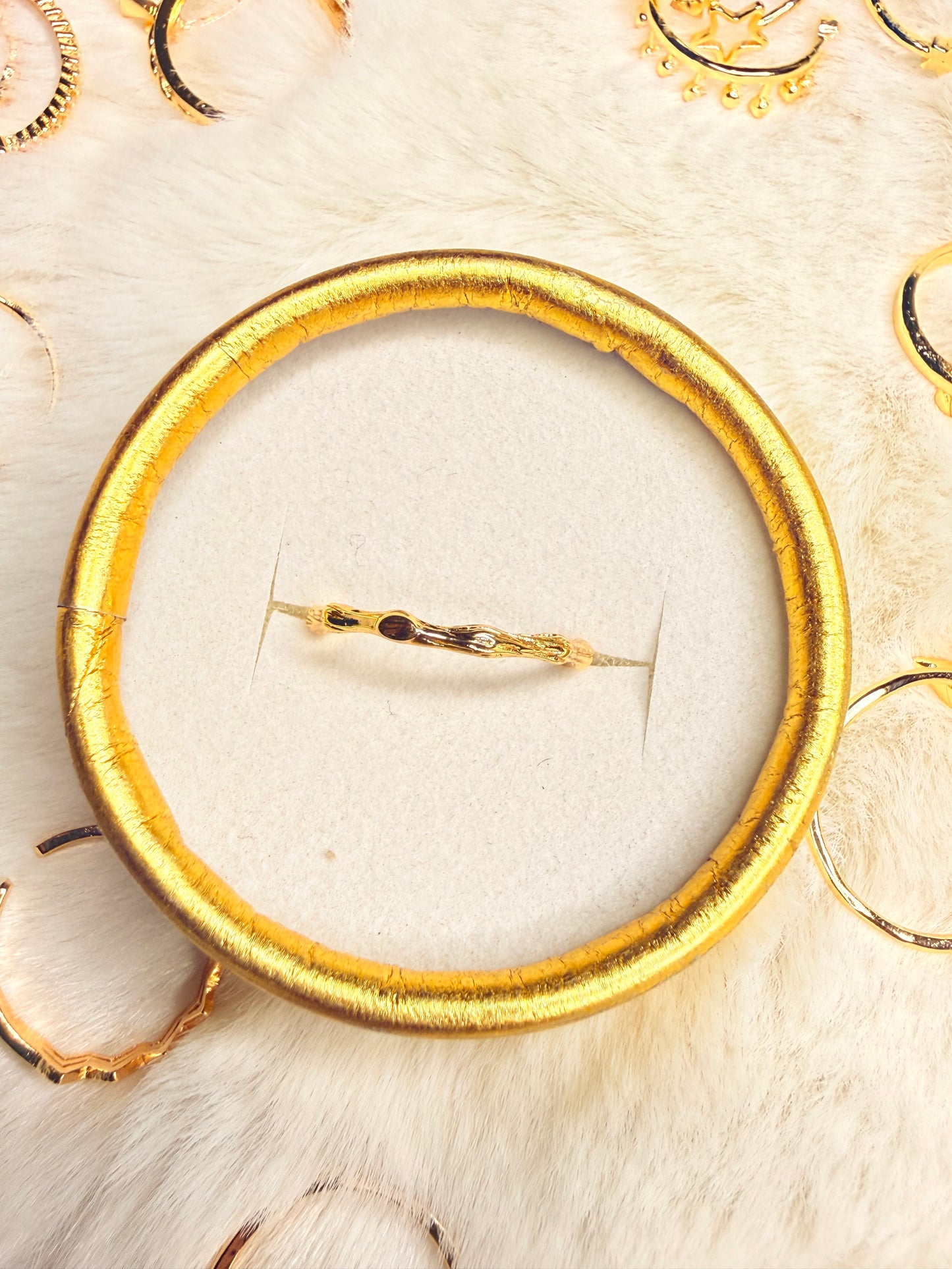 Finger Ring For Women ( Color Guarantee)