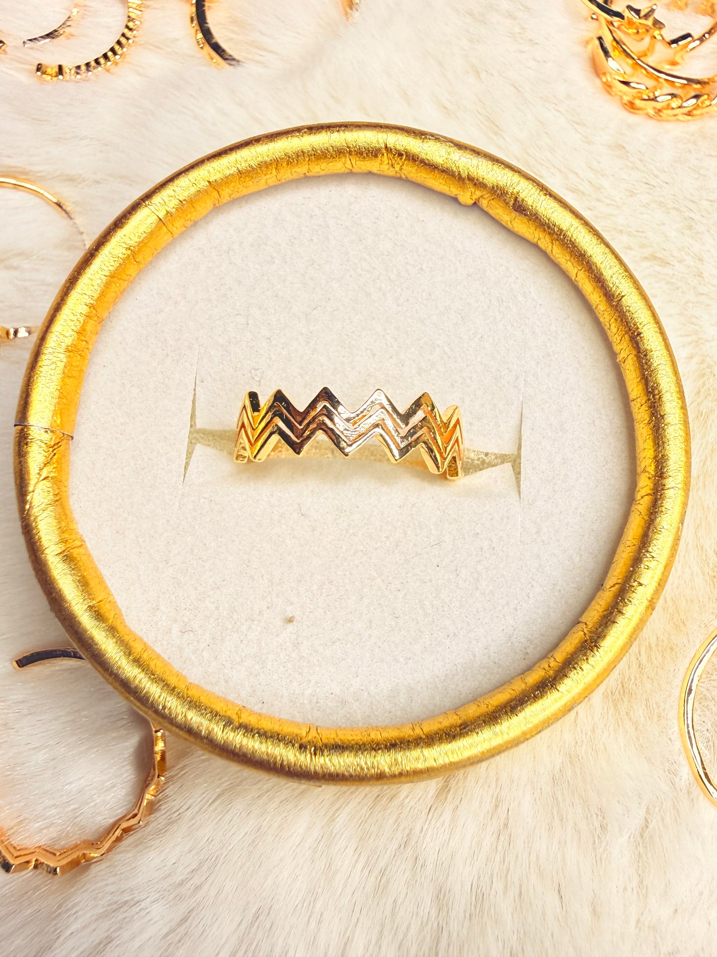 Finger Ring For Women ( Color Guarantee)