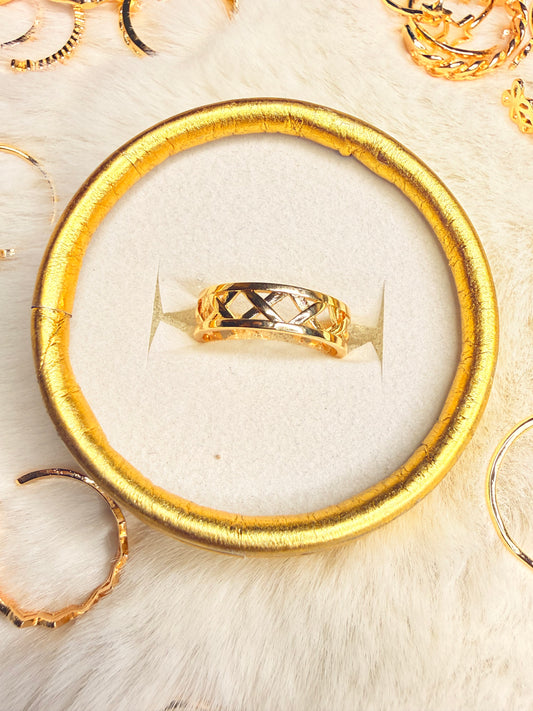 Finger Ring For Women ( Color Guarantee)