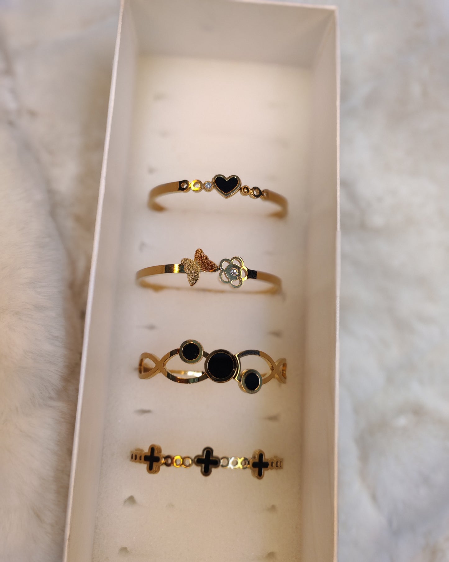 Bracelet( Free Size)