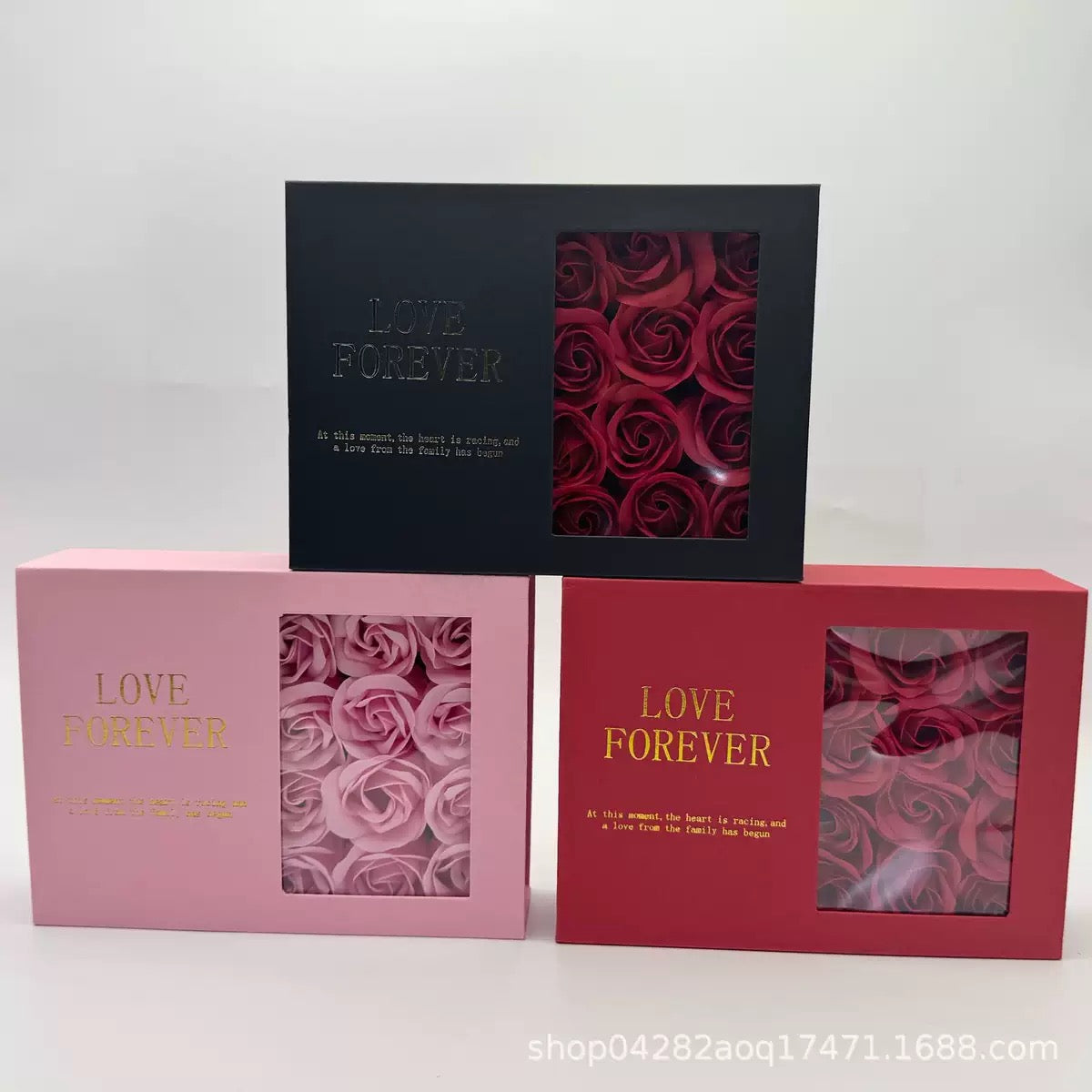 Oyester Pearl Necklace With 12 Pcs Red Rose