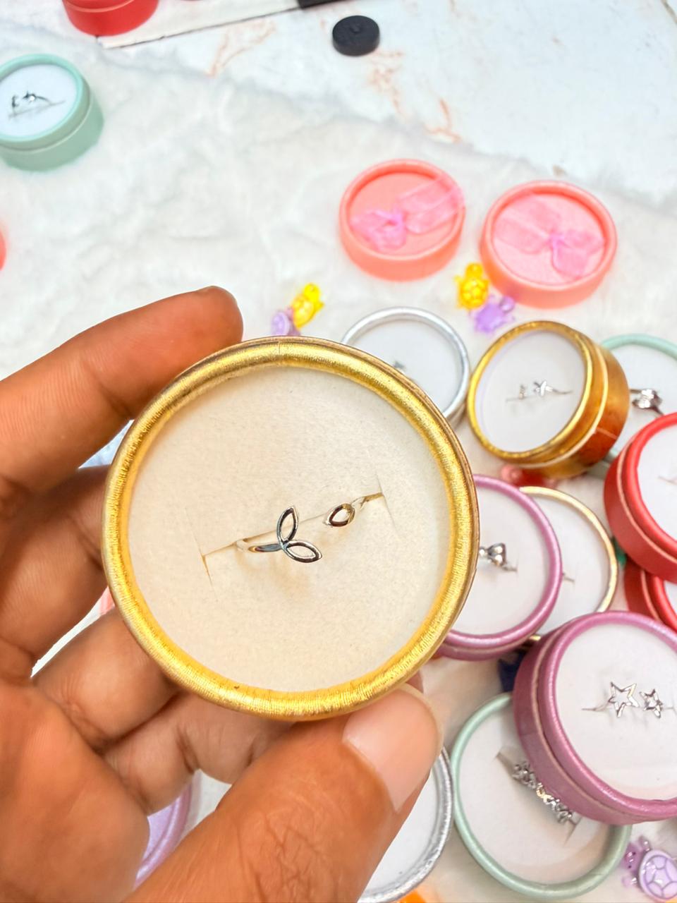 Finger Ring ( Color Guarantee) With Box