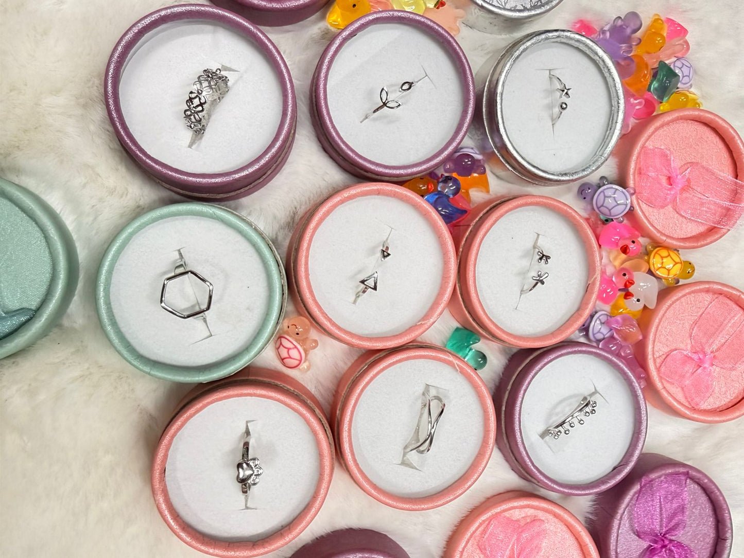 Finger Ring ( Color Guarantee) With Box