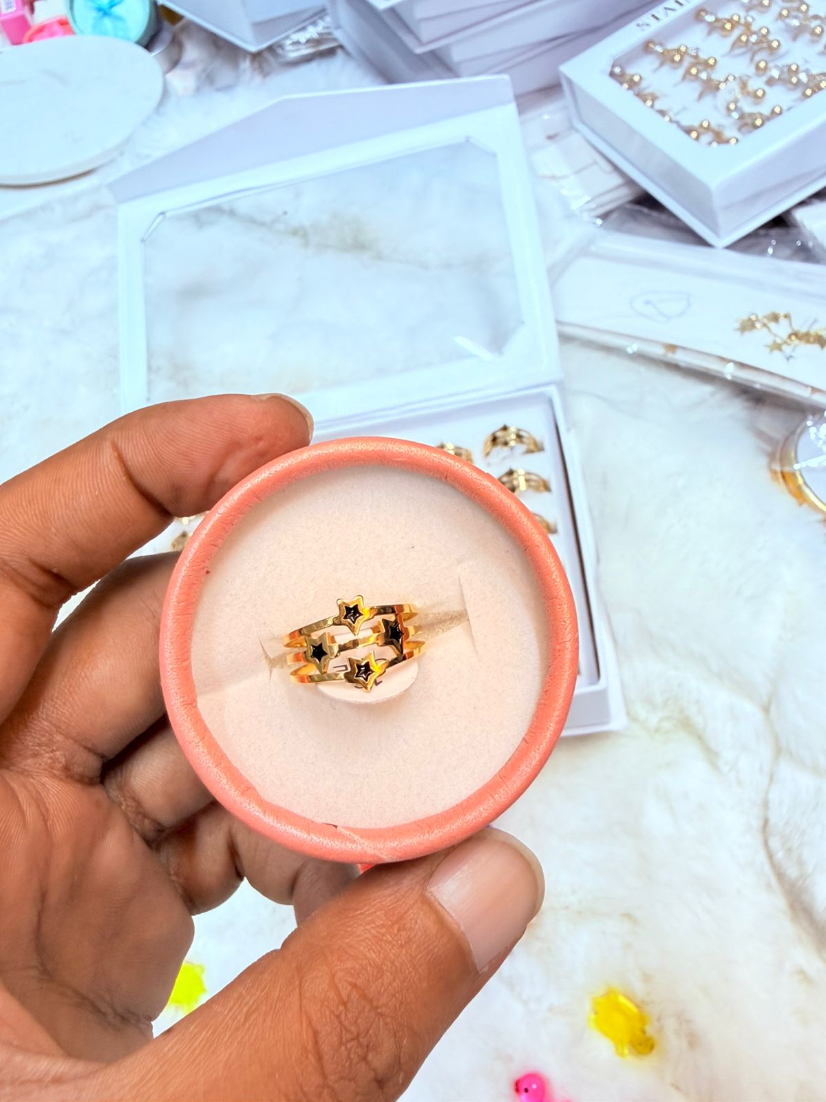 Finger Ring For Women (Color Guarantee)