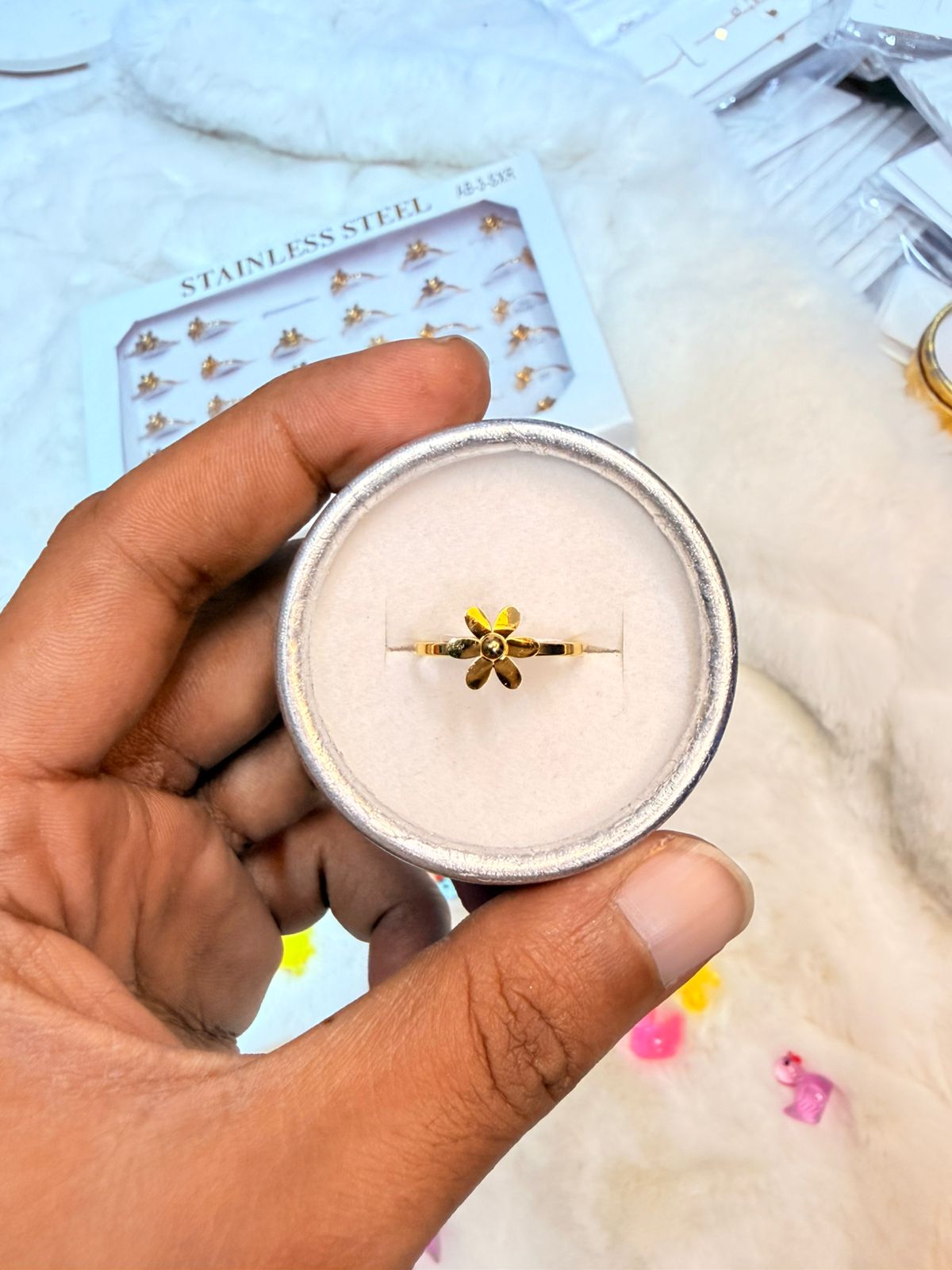 Finger Ring For Women (Color Guarantee)