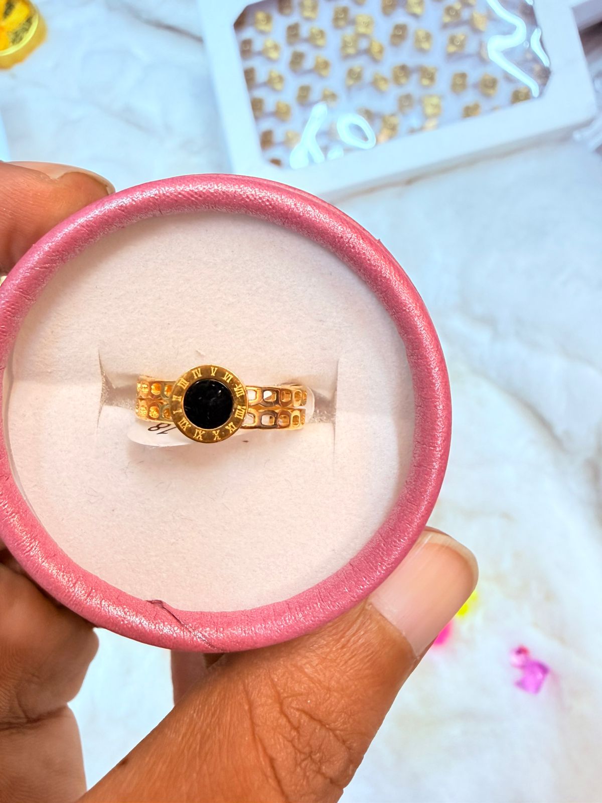 Finger Ring For Women (Color Guarantee)