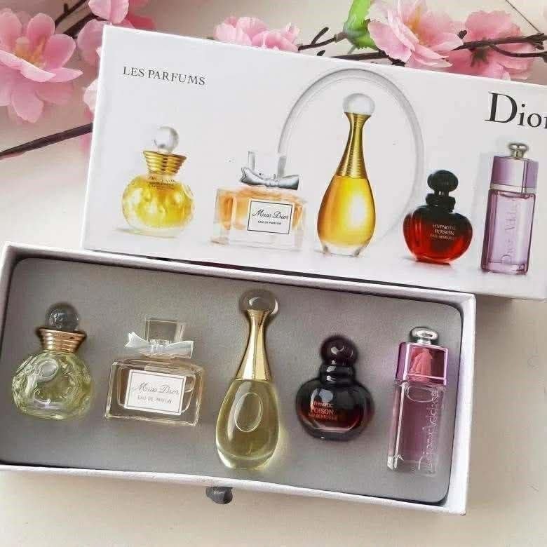 Dior Luxury perfumes -5 in 1 set