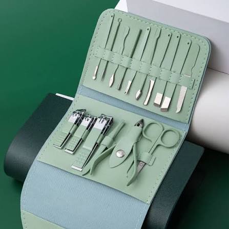 16 PCS Manicure Set