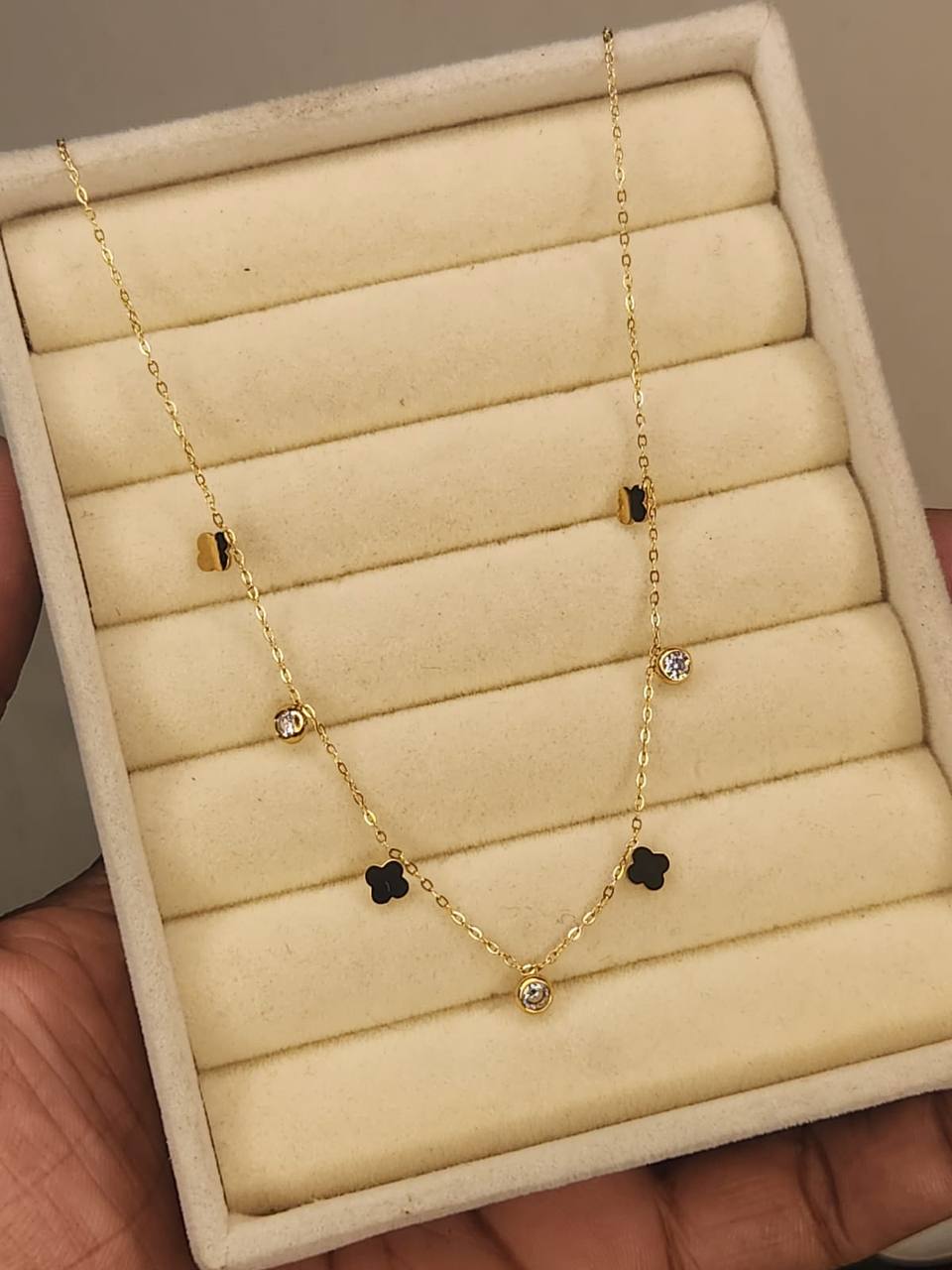 Necklace (Color Guarantee)