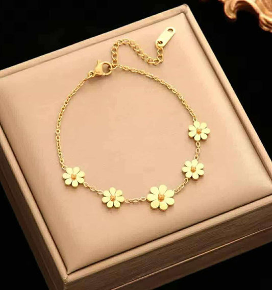 5 Flower Bracelet (Color Guarantee)