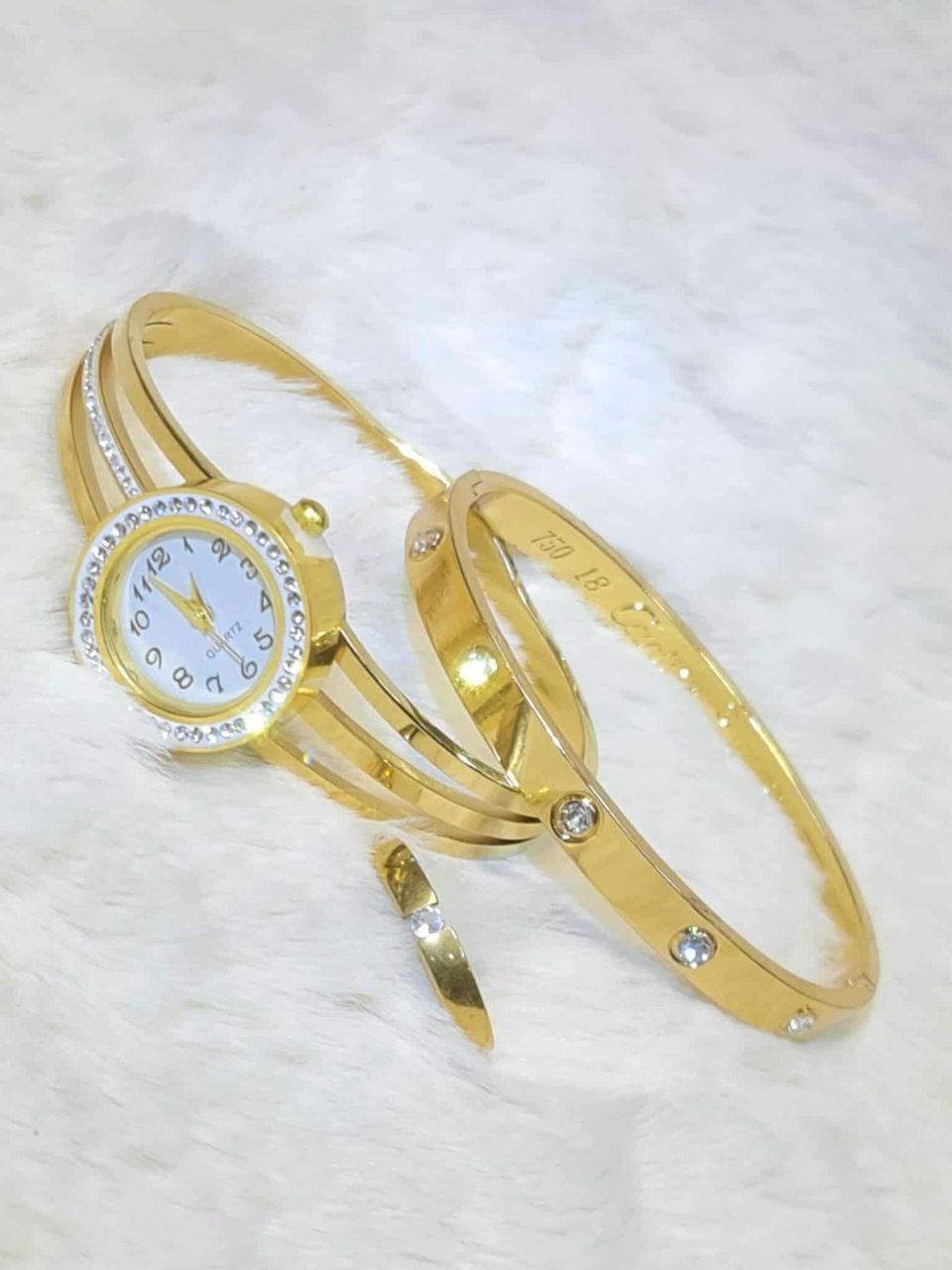 Titanium Steel Watch + Bracelet + Finger Ring Combo (Color Guarantee)